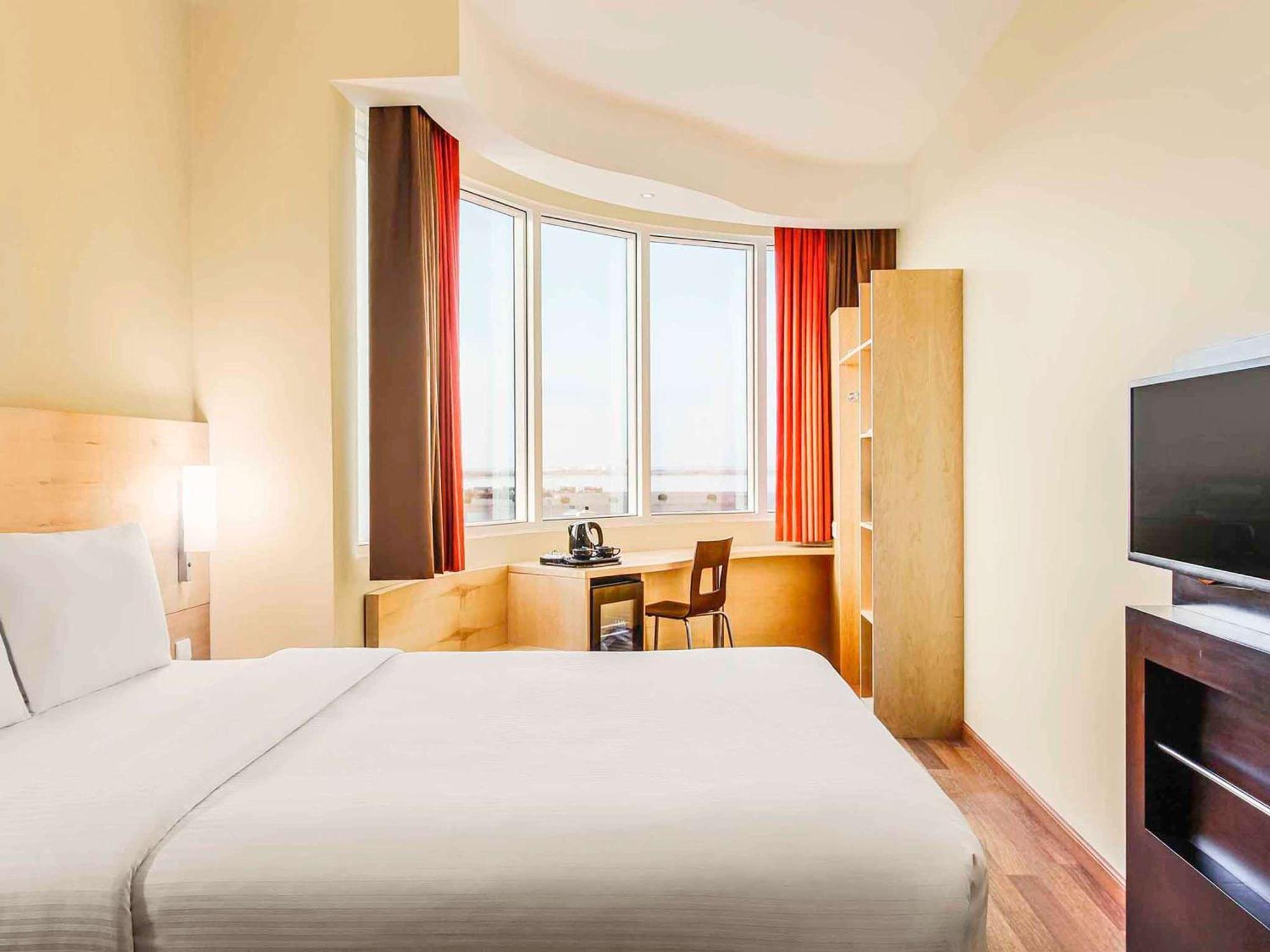 Ibis Yanbu Hotel Exterior photo