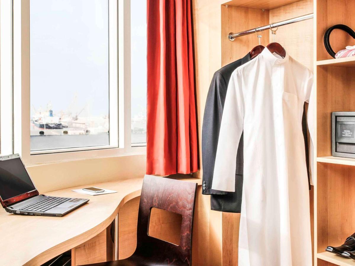 Ibis Yanbu Hotel Exterior photo